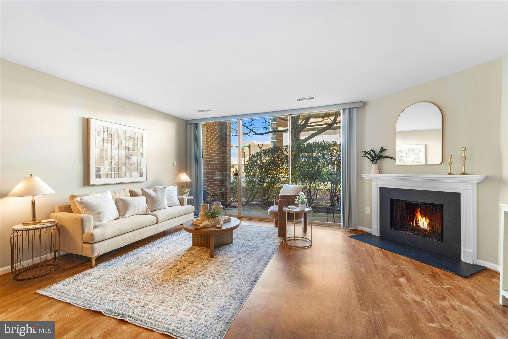 SOUTHAMPTON - Residential