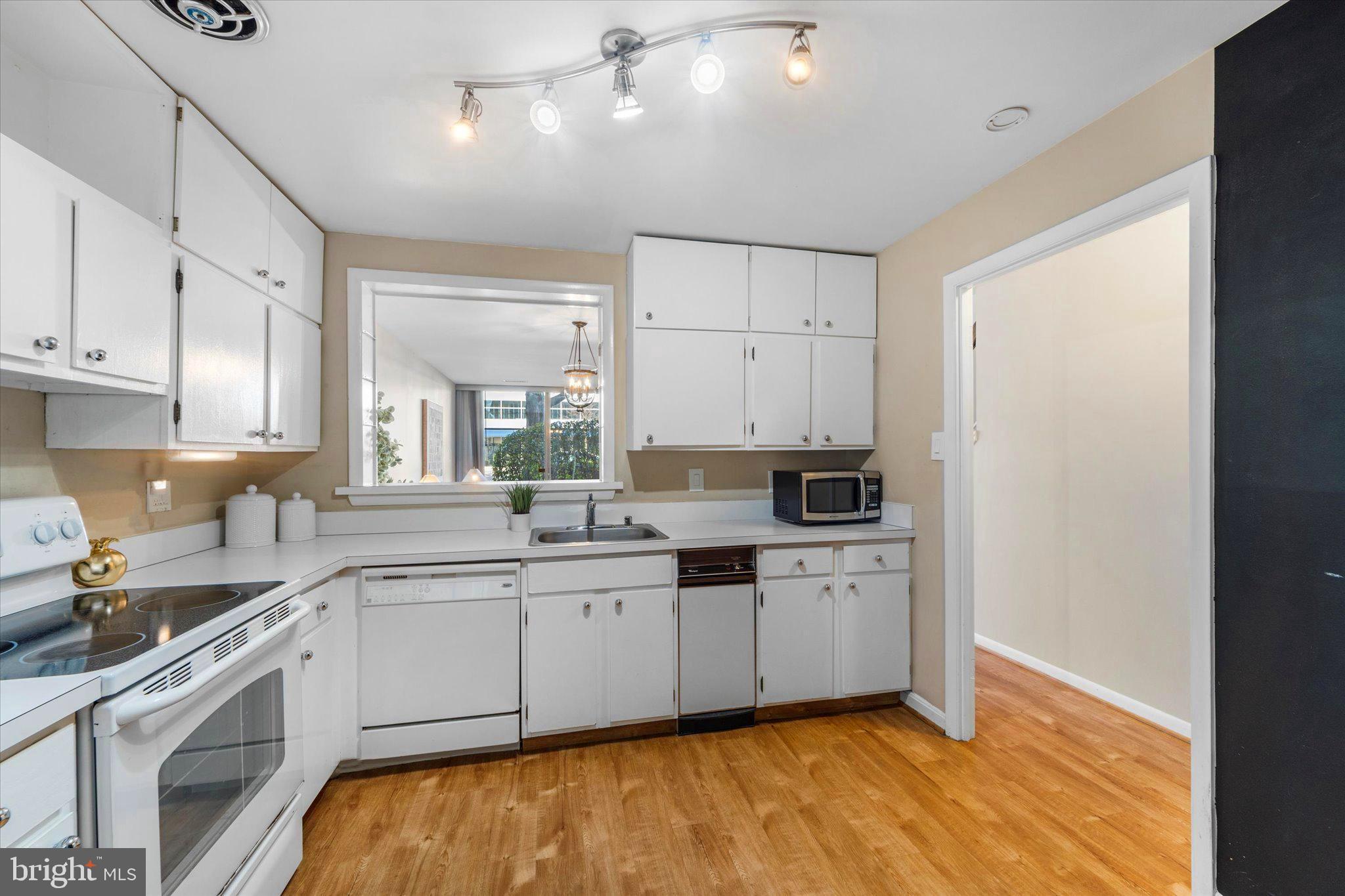 SOUTHAMPTON - Residential