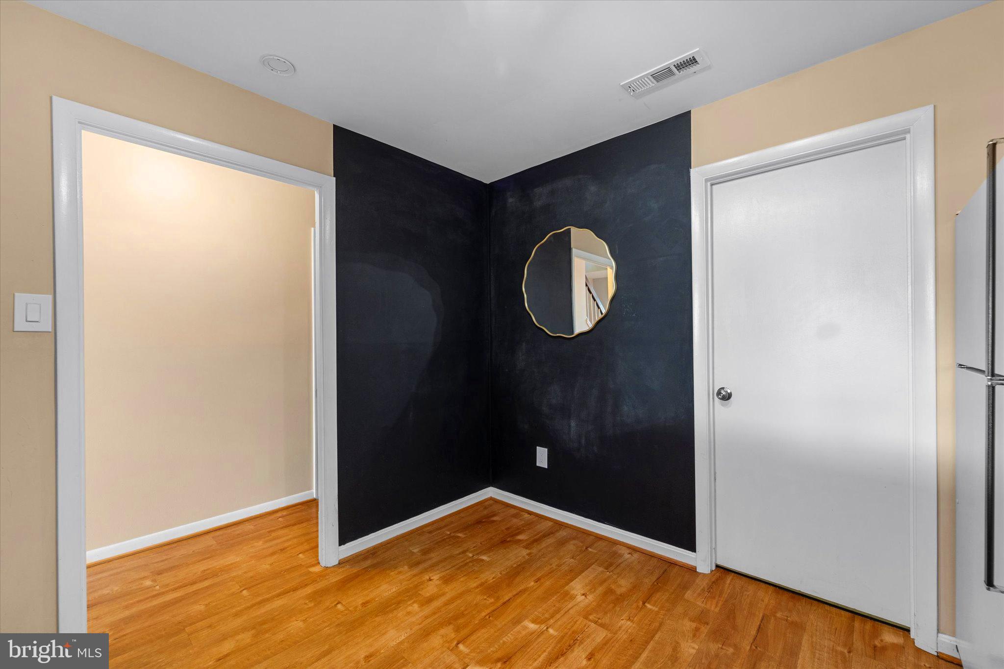 SOUTHAMPTON - Residential