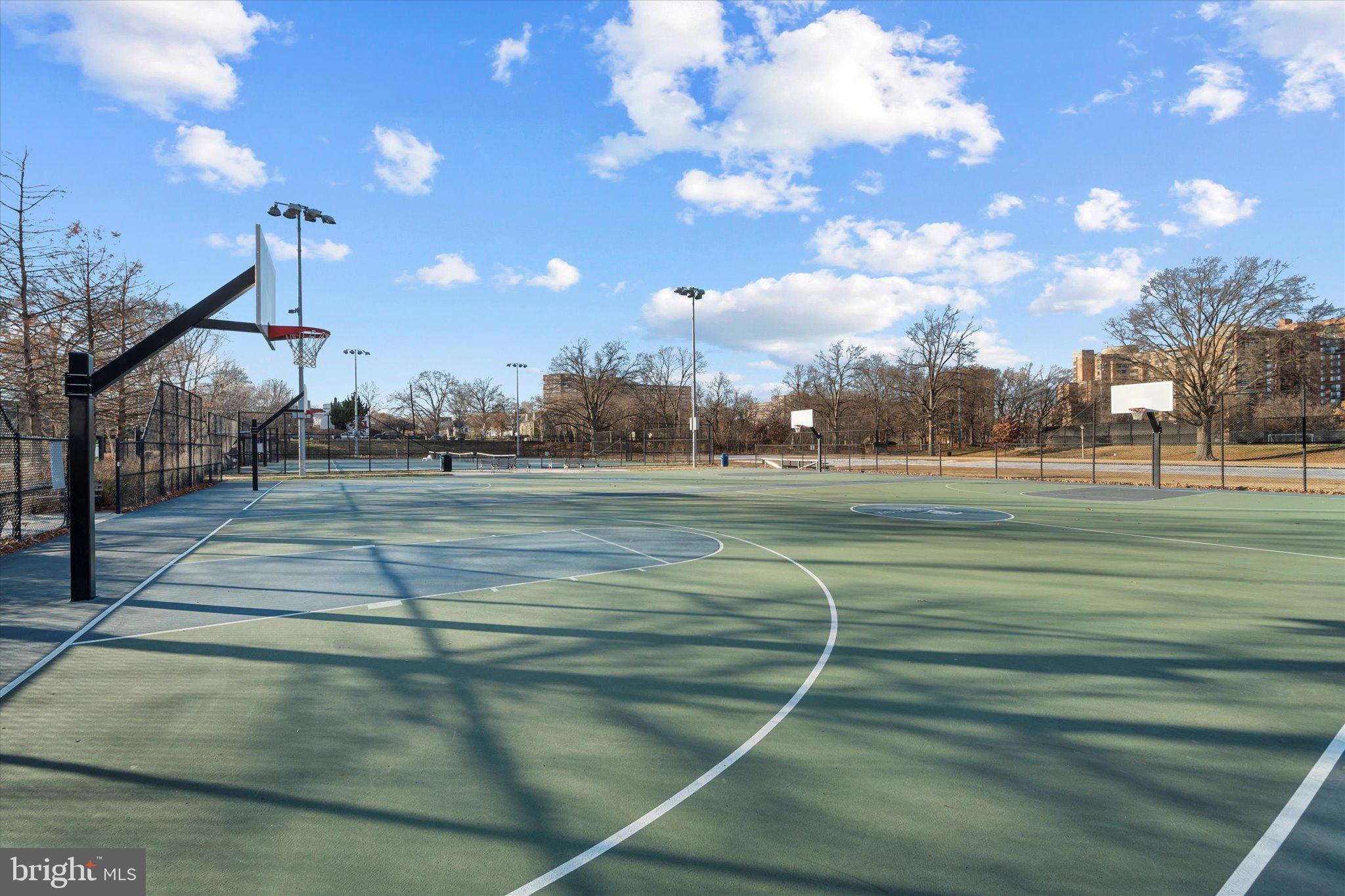 SOUTHAMPTON - Residential