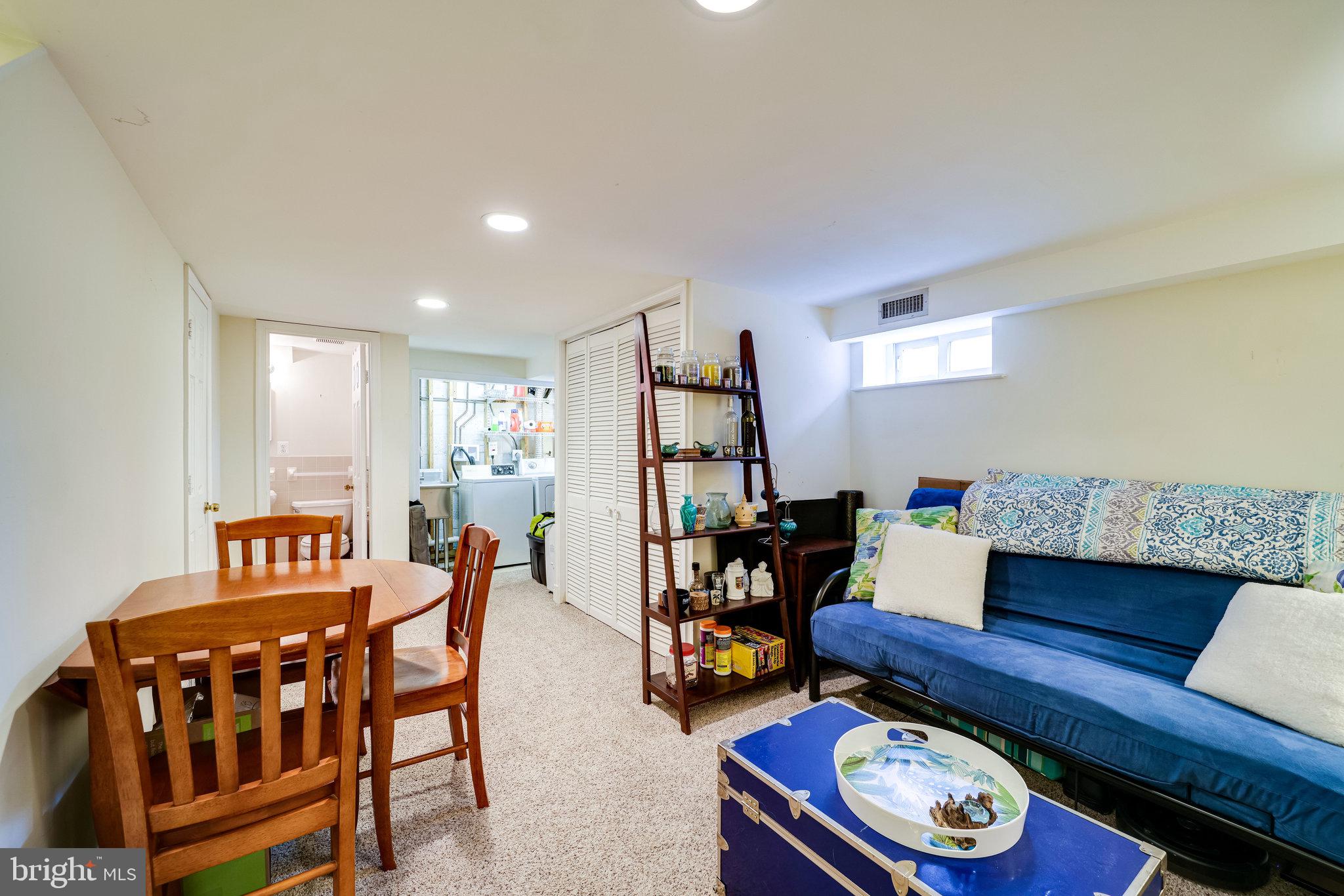 WAKEFIELD - Residential Lease