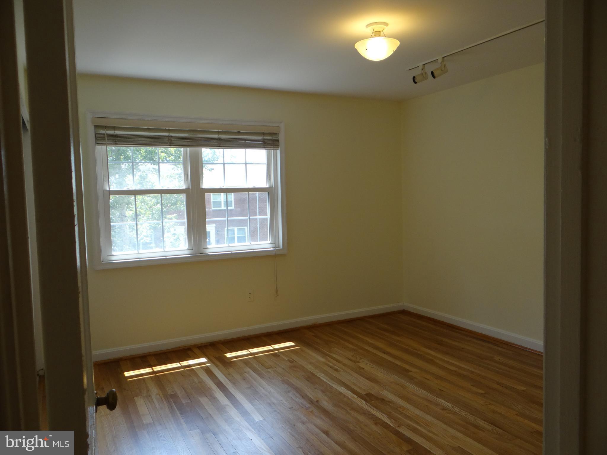 ROSEMONT - Residential Lease