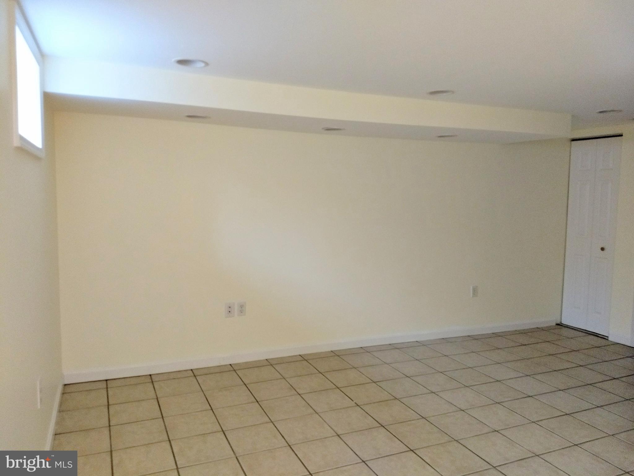 ROSEMONT - Residential Lease