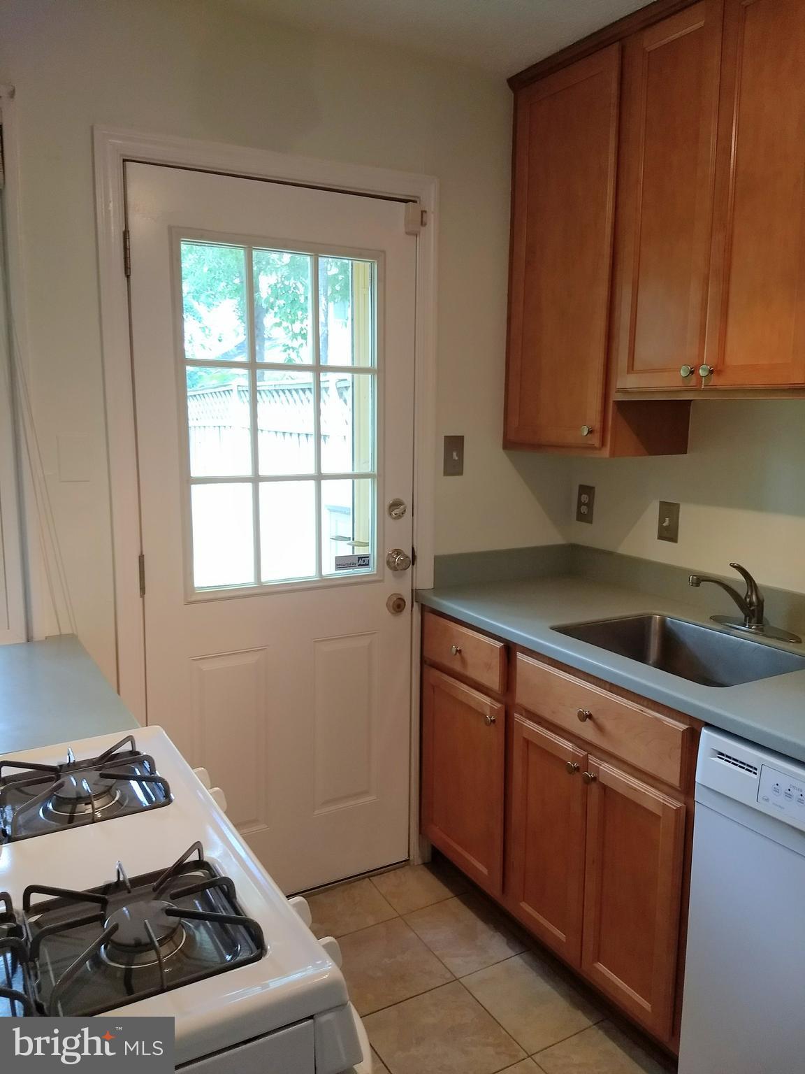 ROSEMONT - Residential Lease