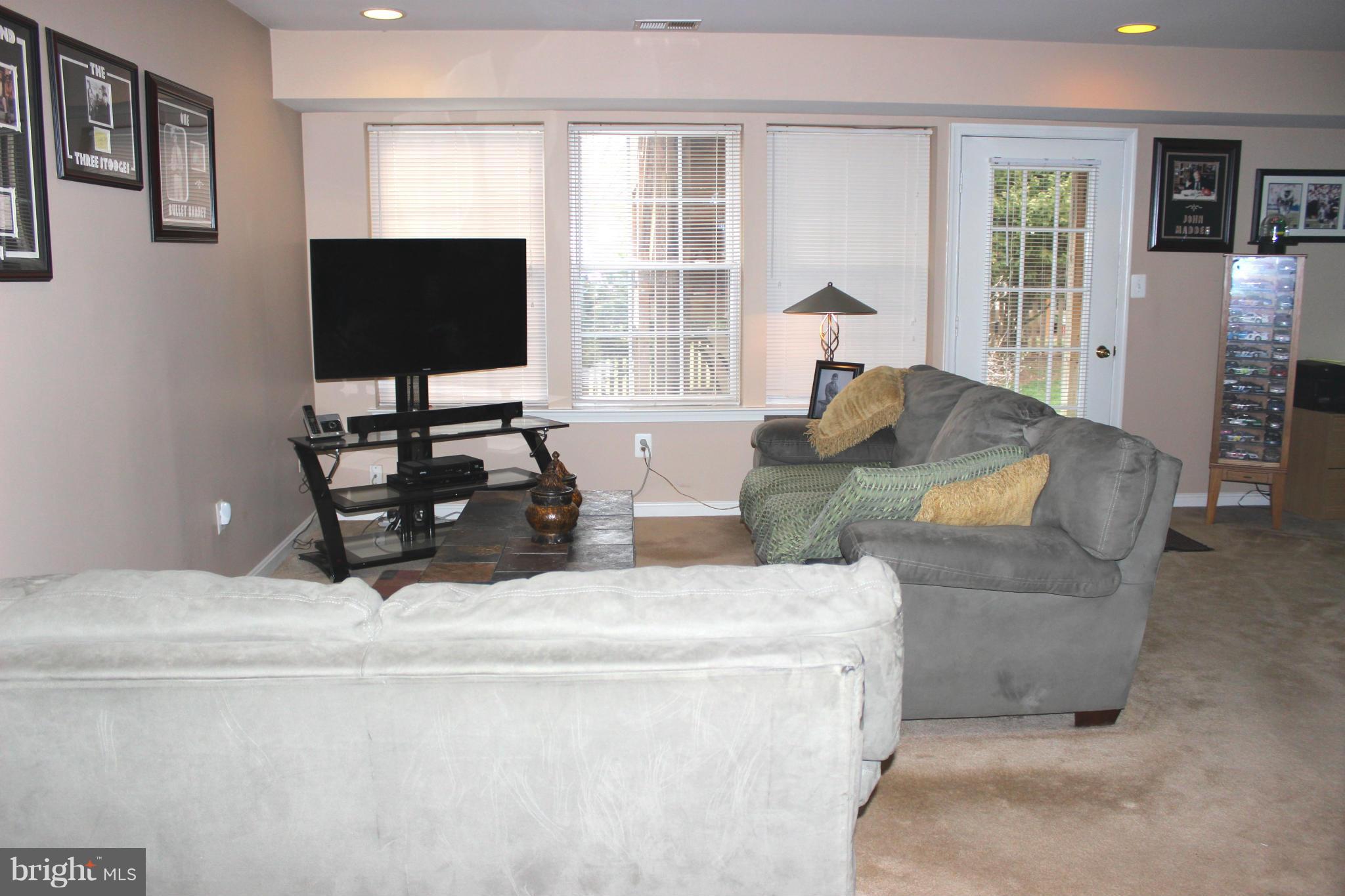 INDEPENDENCE - Residential Lease