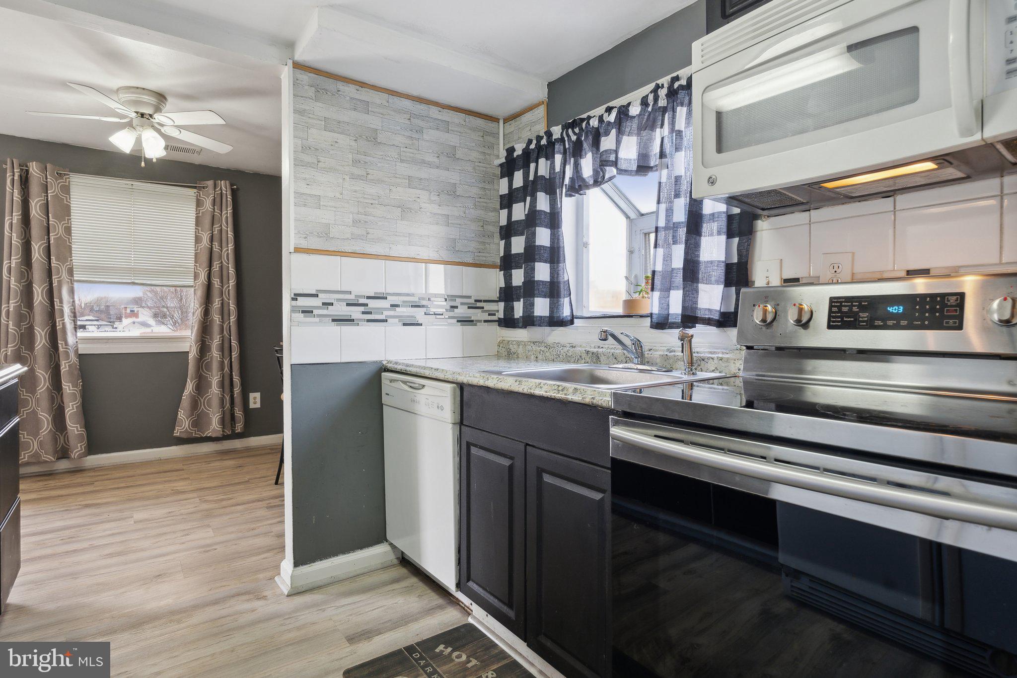 ROCK CREEK ESTATES - Residential