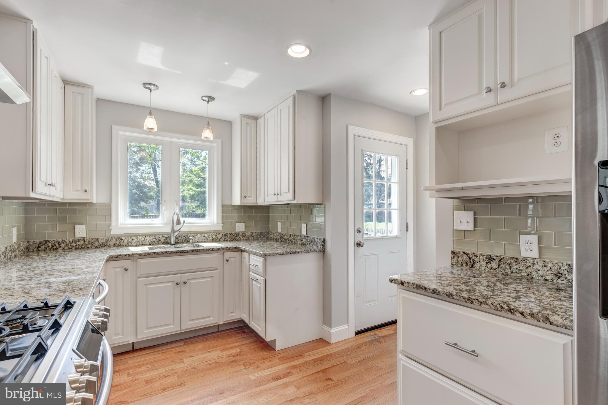 BRIDLEWOOD - Residential