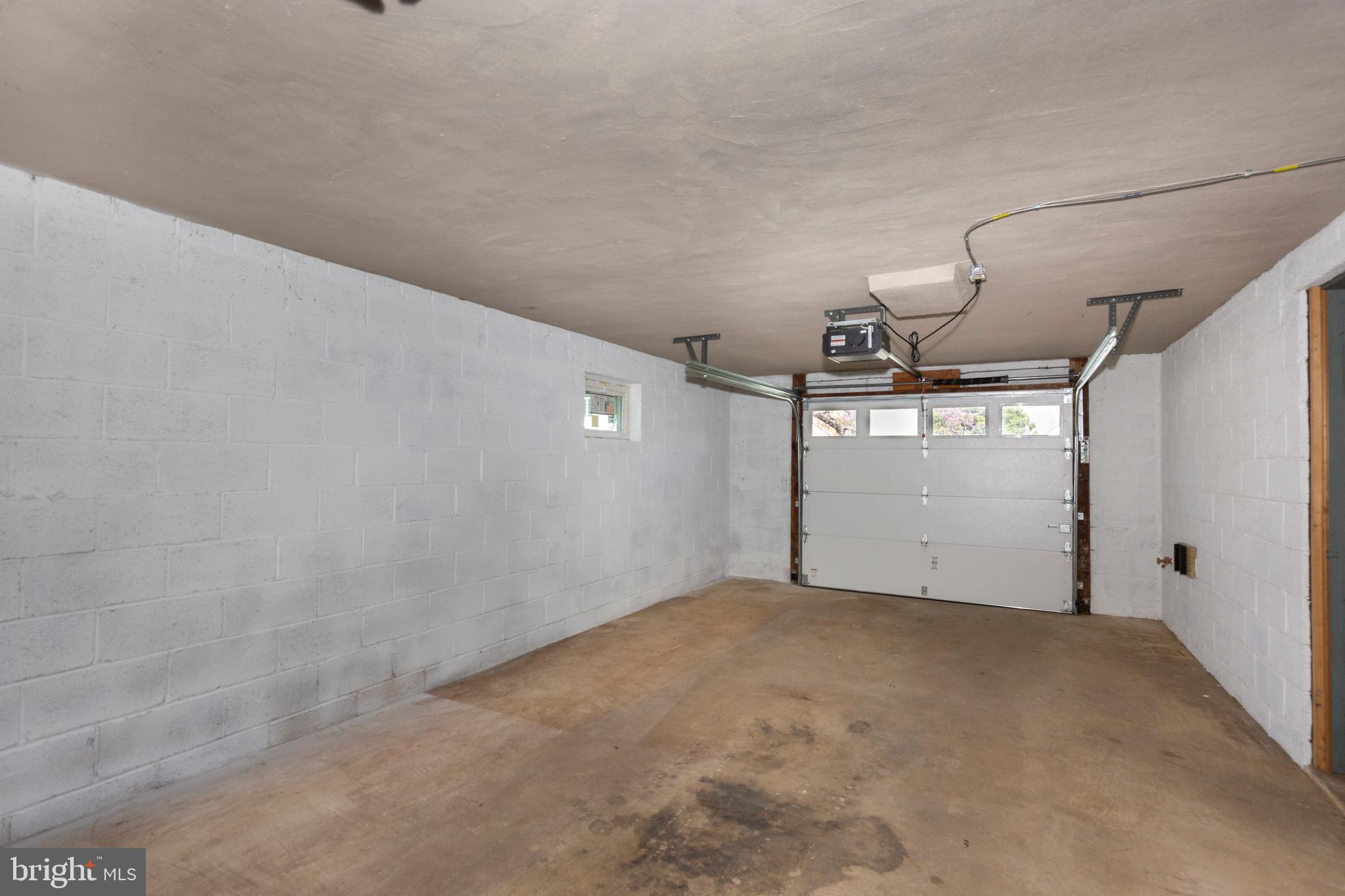 BRIDLEWOOD - Residential