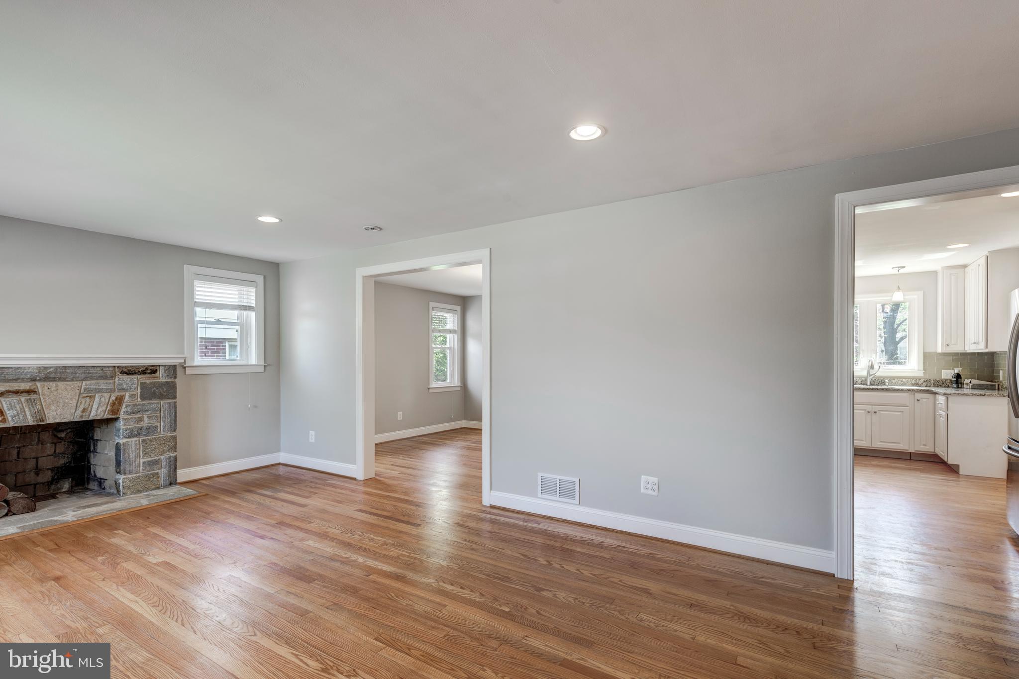 BRIDLEWOOD - Residential