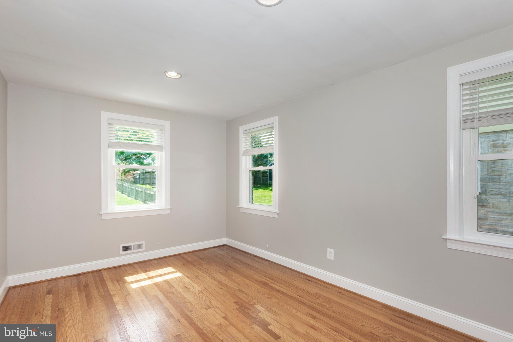 BRIDLEWOOD - Residential