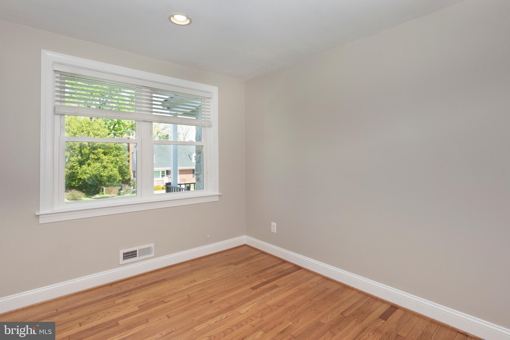 BRIDLEWOOD - Residential