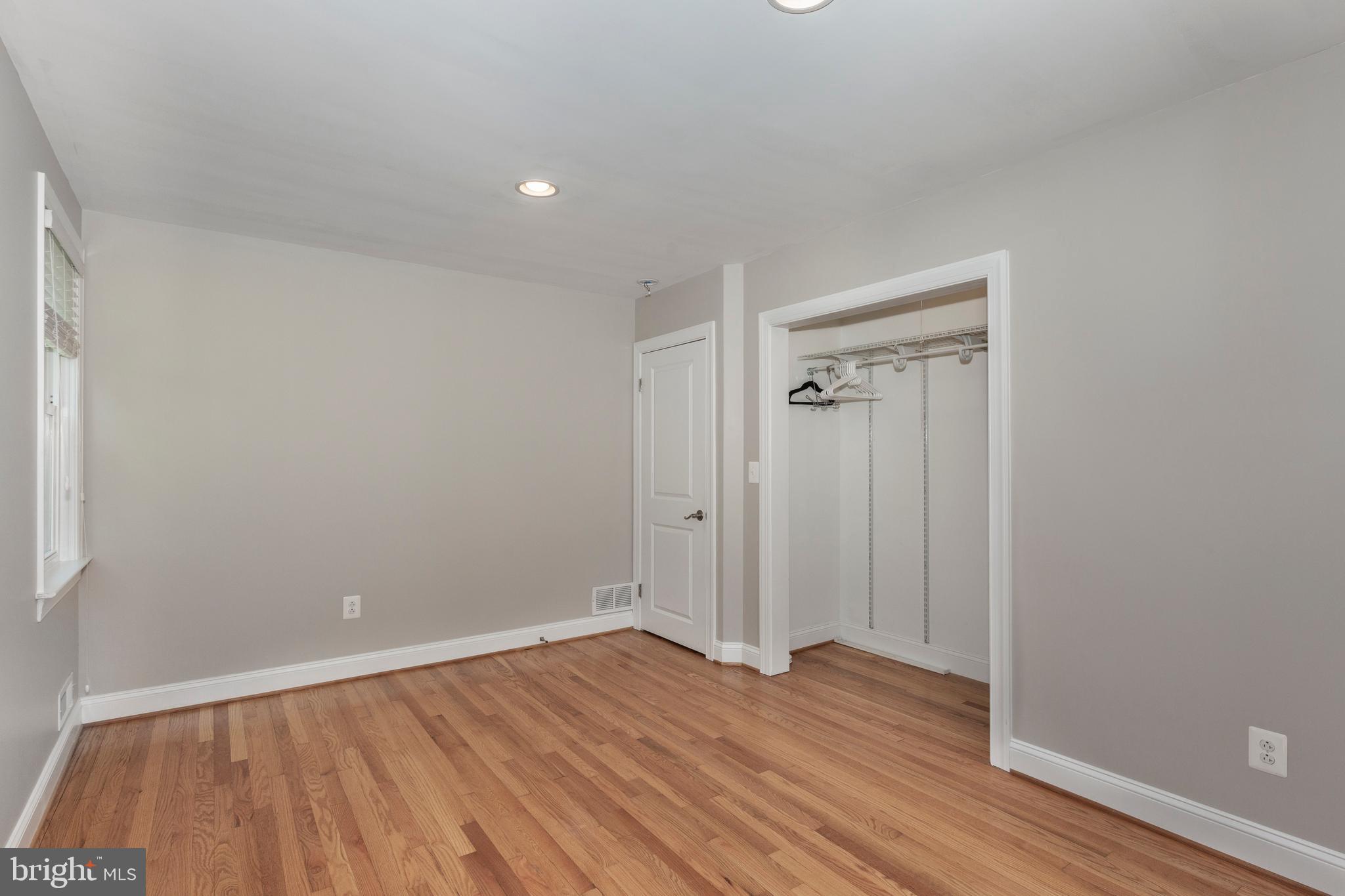 BRIDLEWOOD - Residential