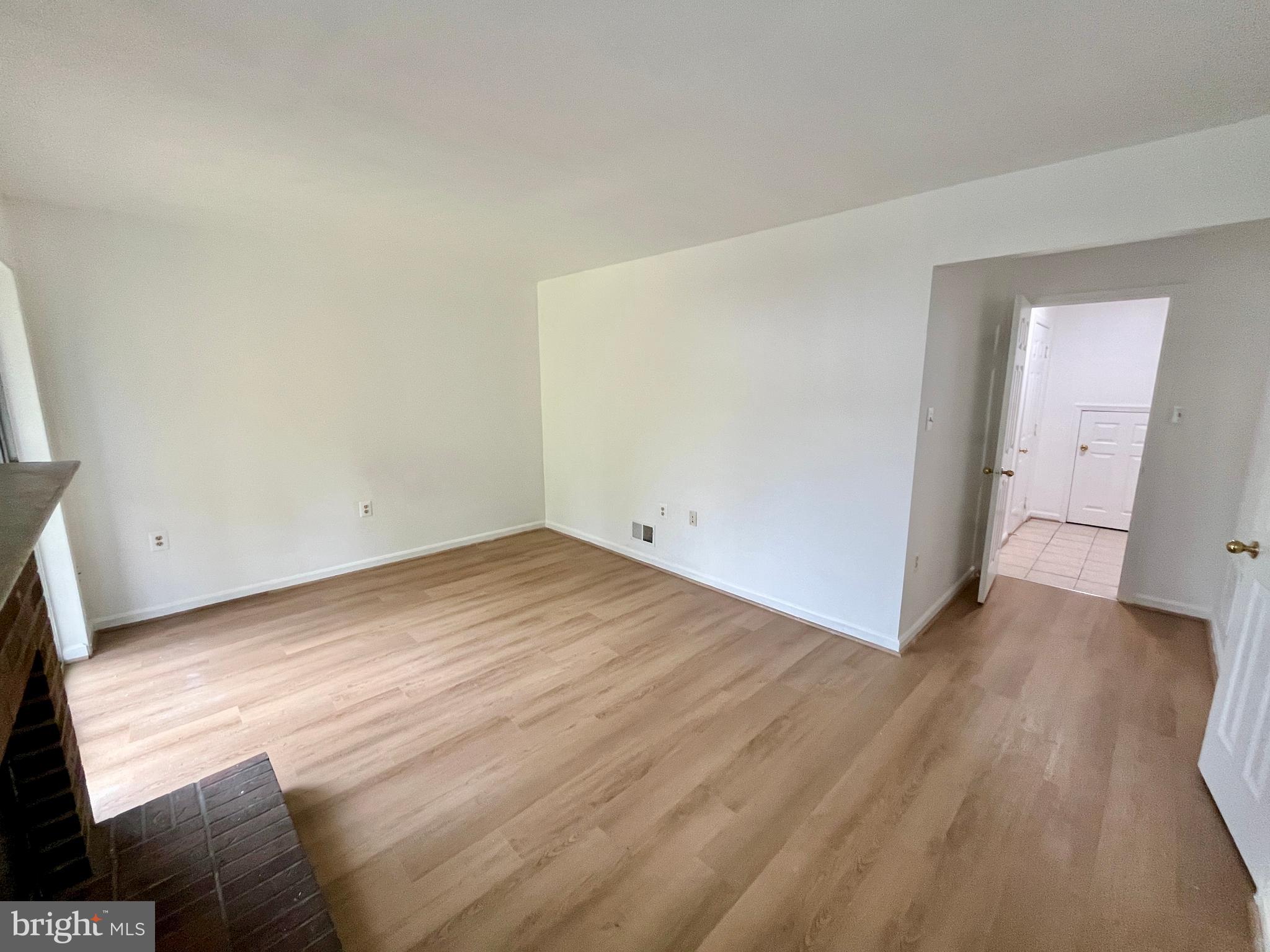 KINCAID FOREST - Residential Lease