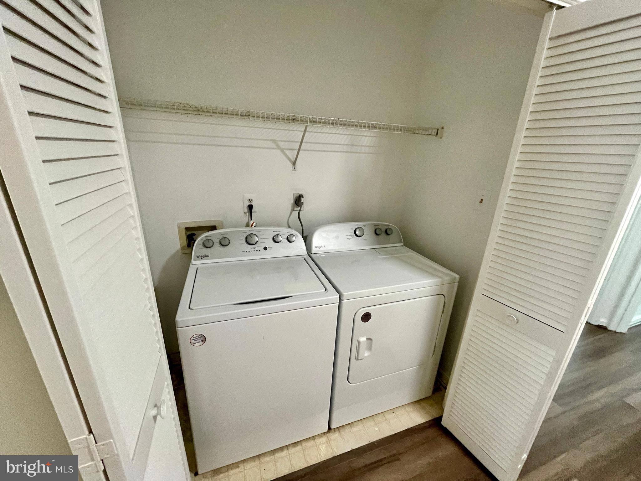 KINCAID FOREST - Residential Lease