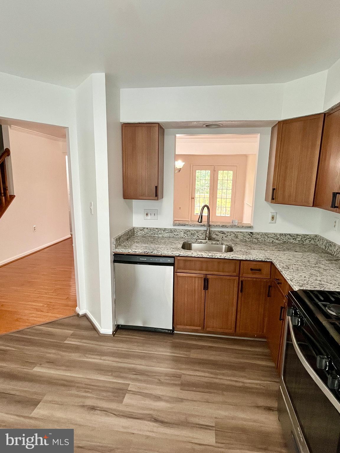 KINCAID FOREST - Residential Lease