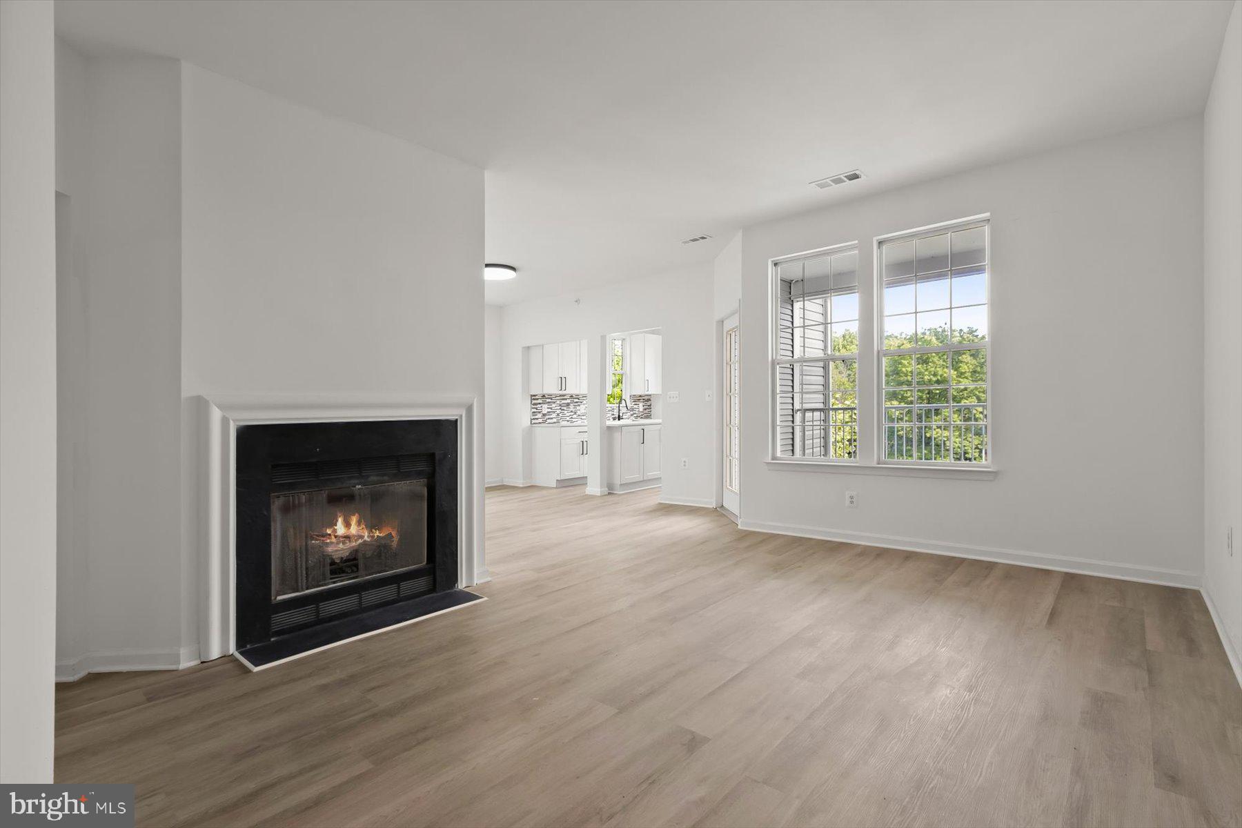 9800 LEATHERFERN TERRACE 303-255
