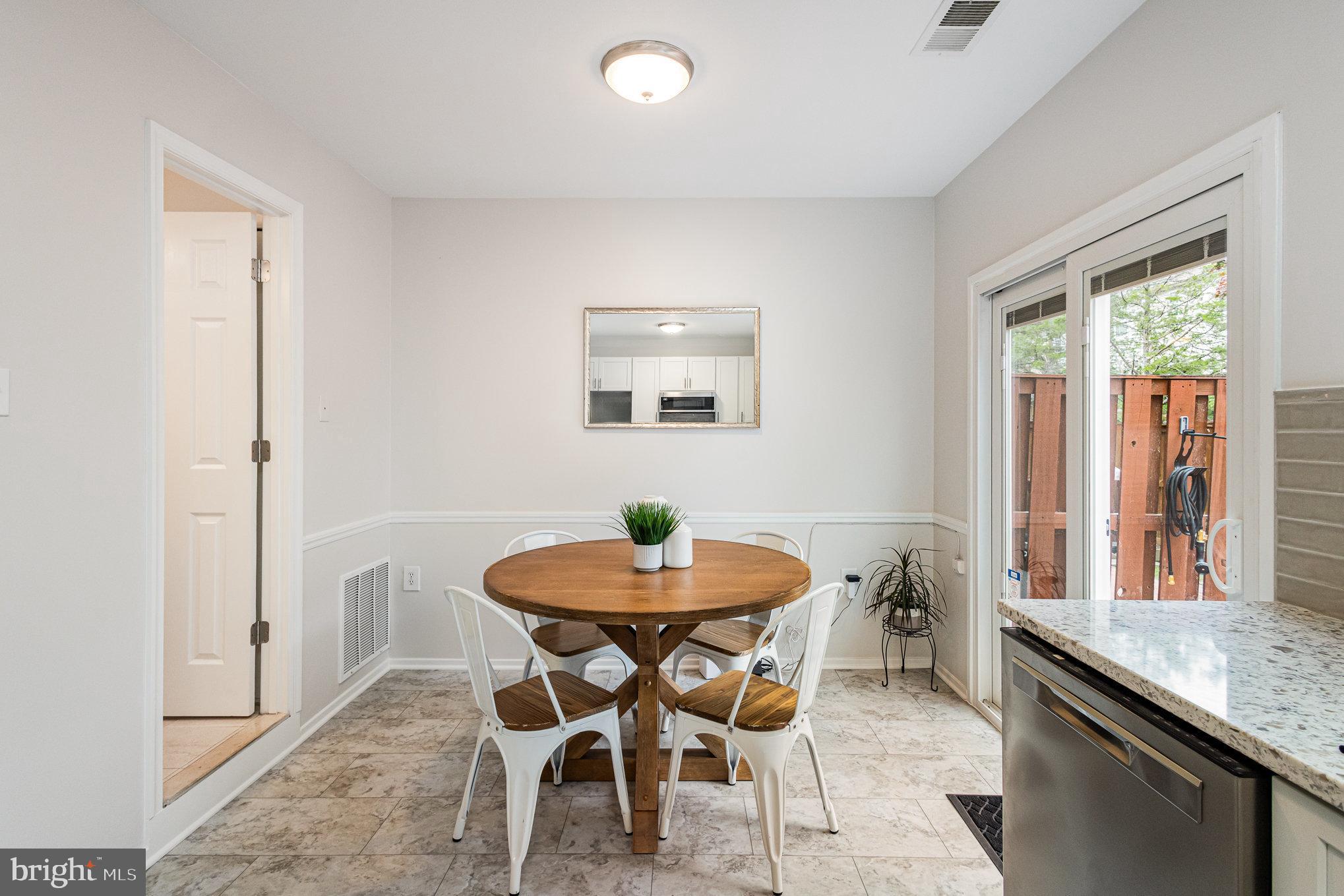 VILLAGES OF MOUNT VERNON - Residential