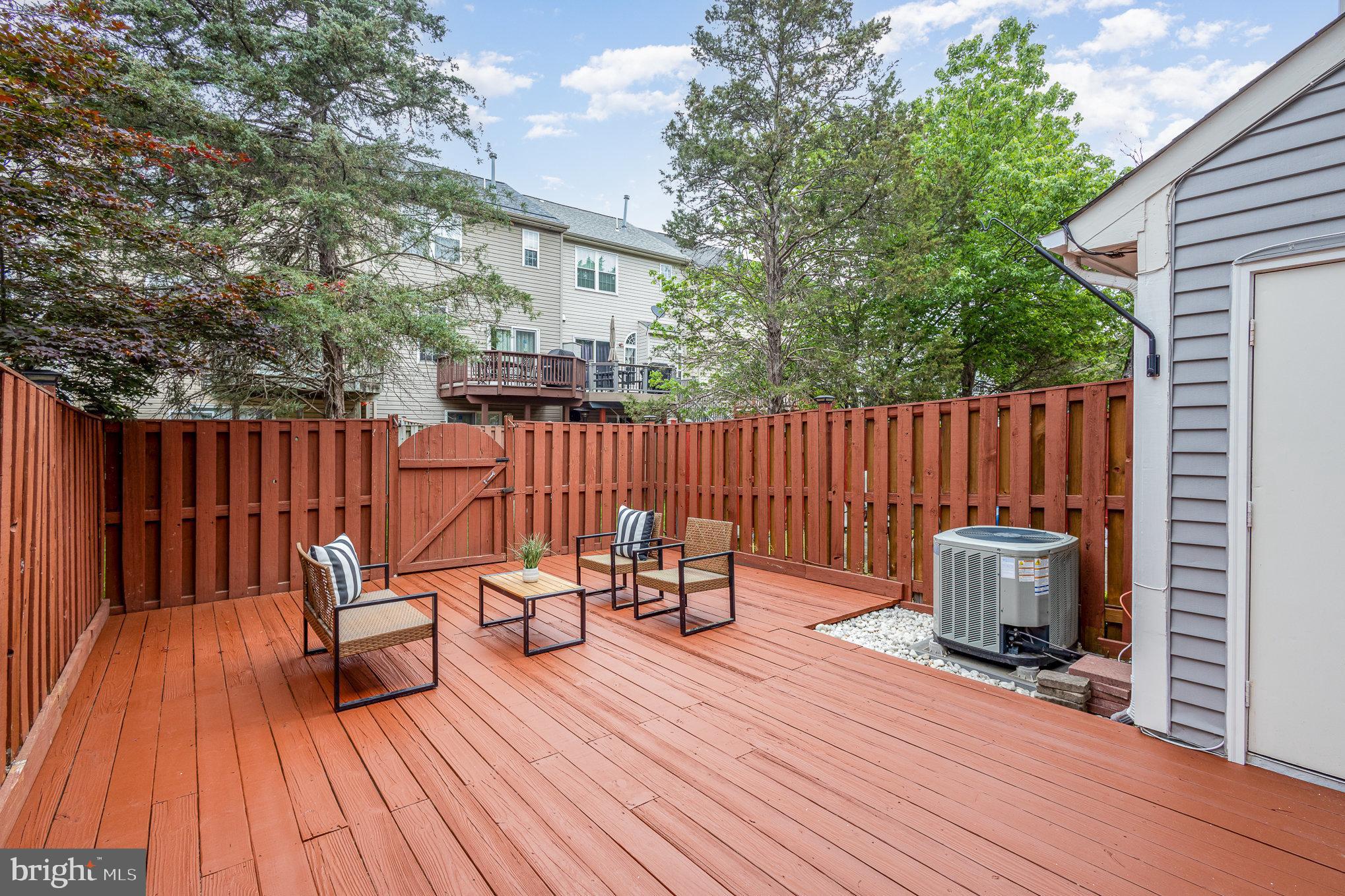 VILLAGES OF MOUNT VERNON - Residential