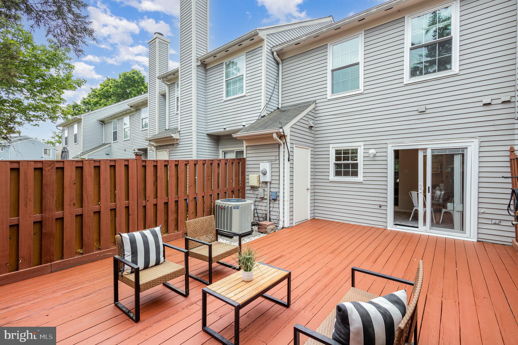 VILLAGES OF MOUNT VERNON - Residential