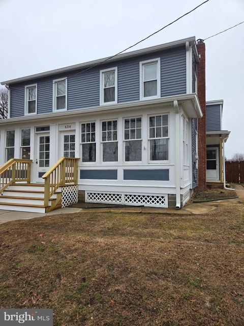 Photo of 634 E Front Street, FLORENCE, NJ 08518 (MLS # NJBL2106752)