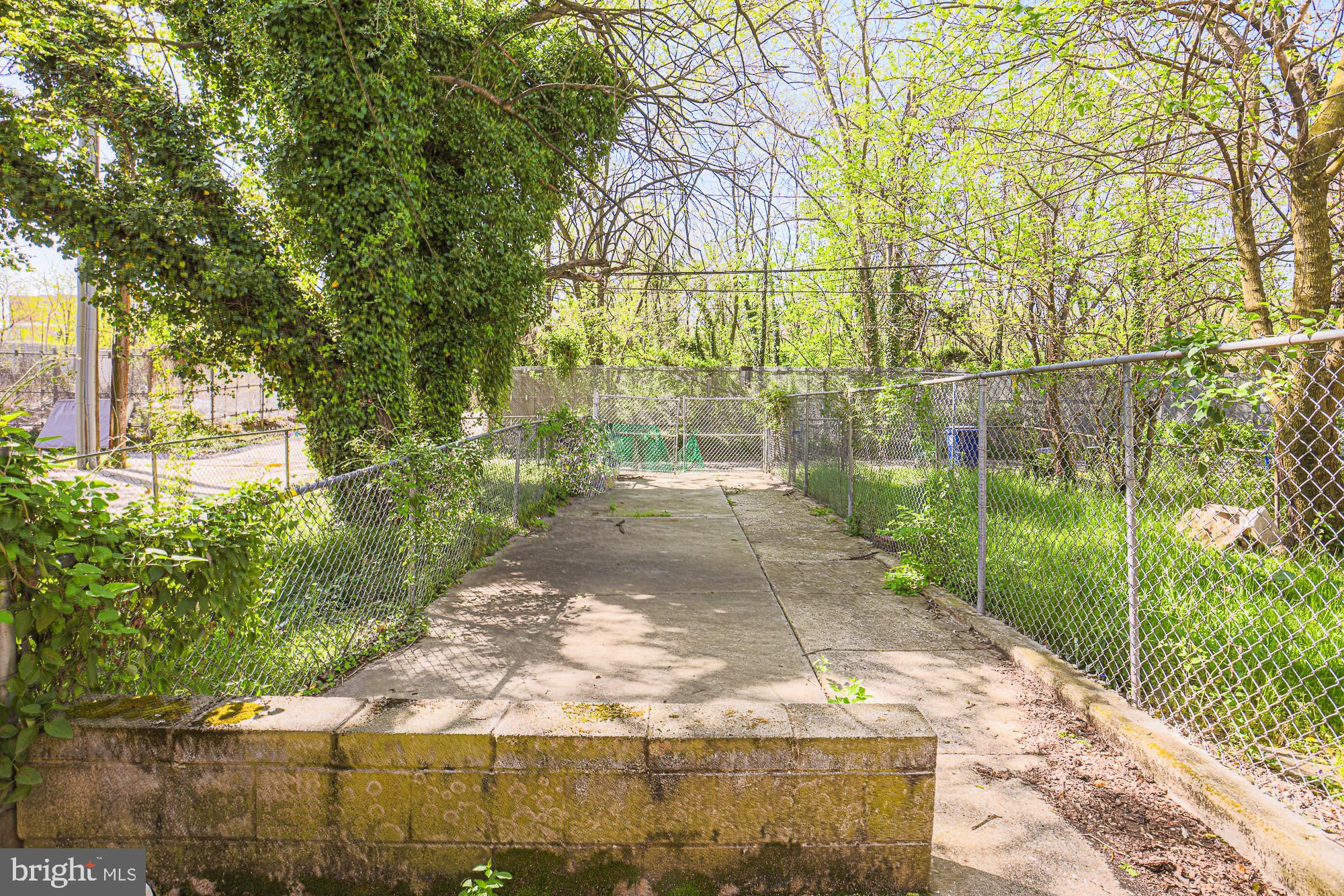 SANDTOWN-WINCHESTER - Residential Lease