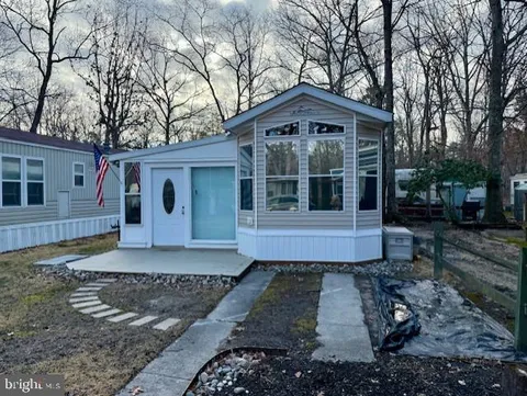 MLS: NJCM2004890
