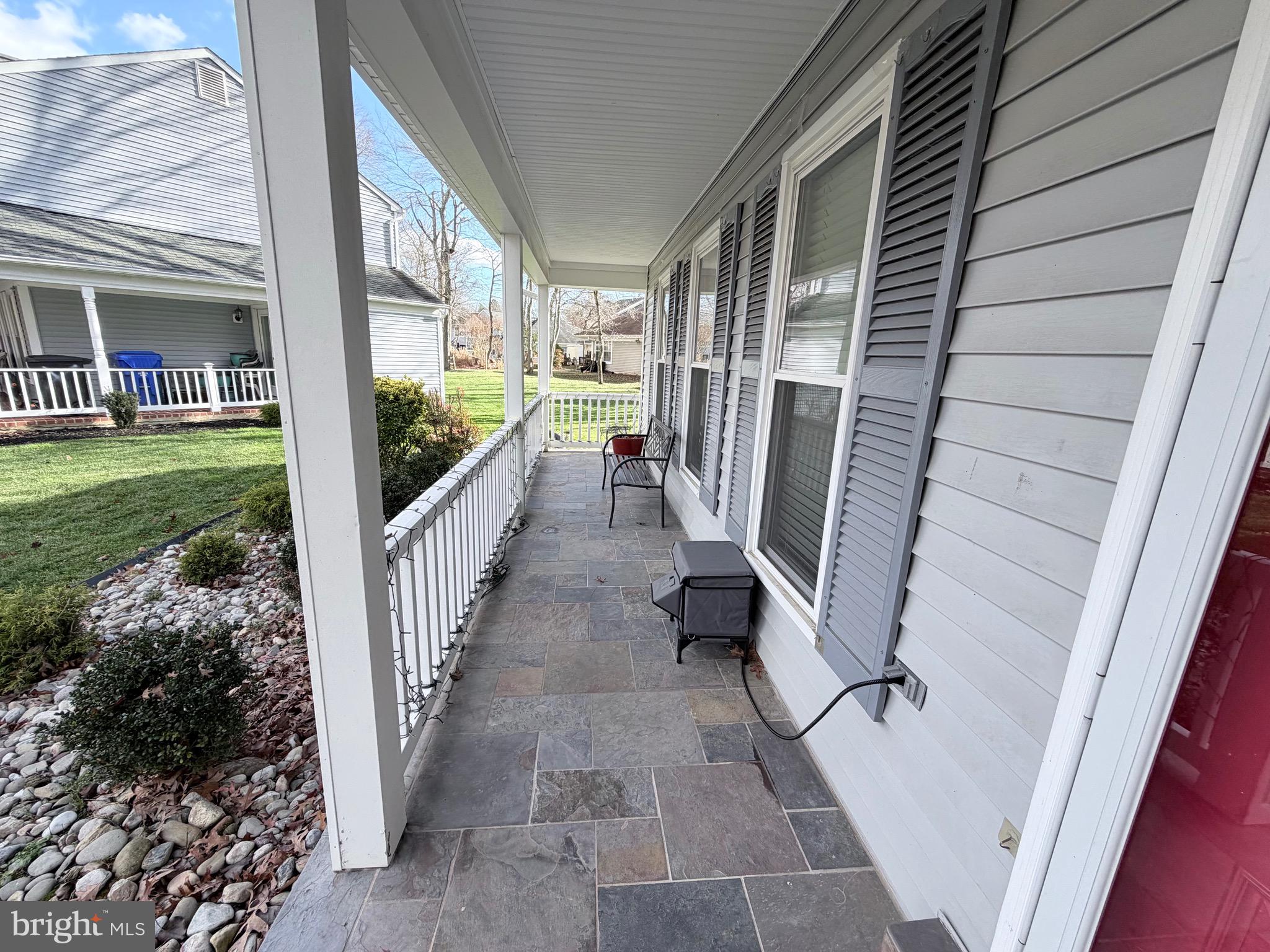 HAMPSHIRE - Residential Lease