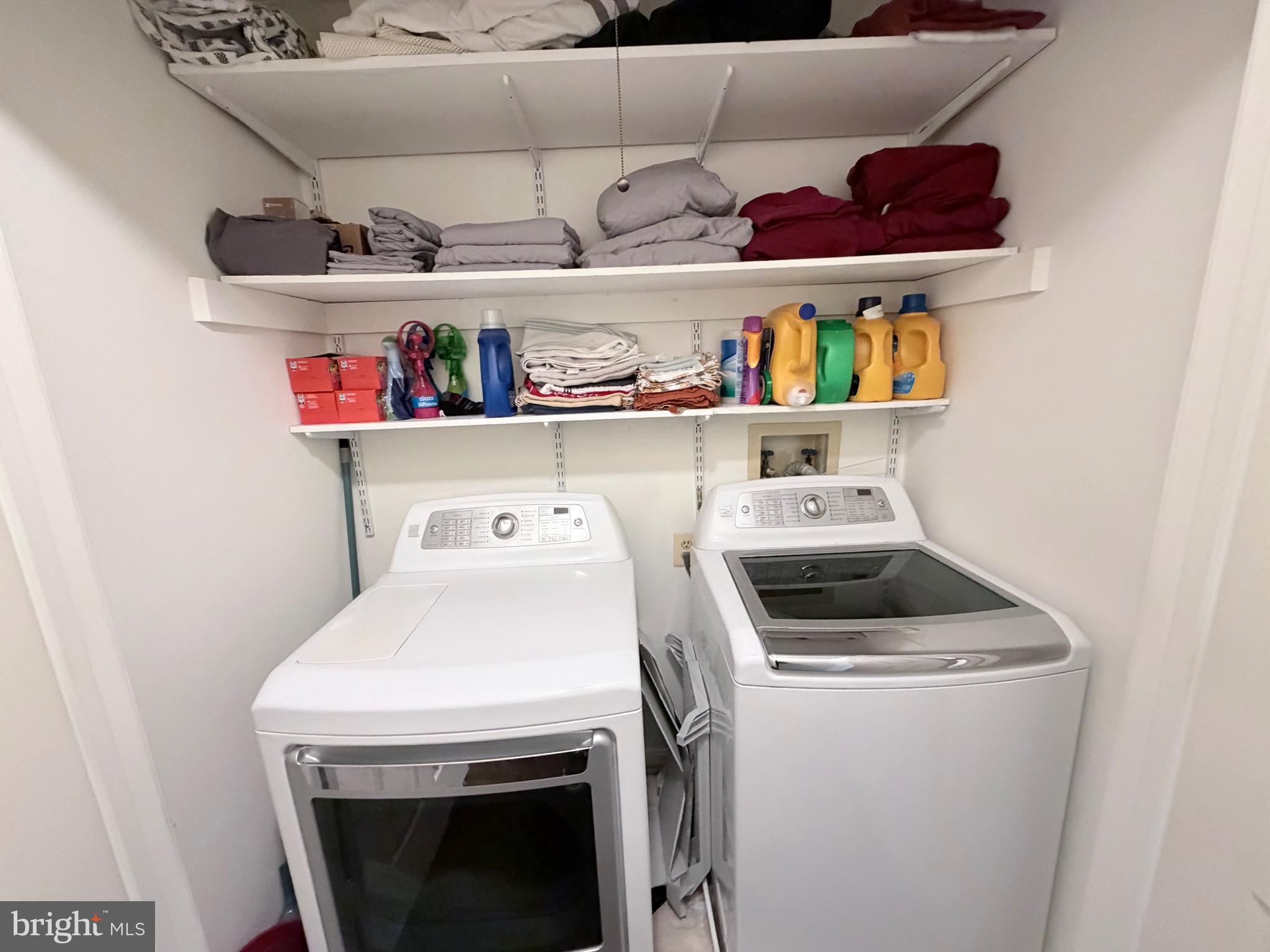 HAMPSHIRE - Residential Lease