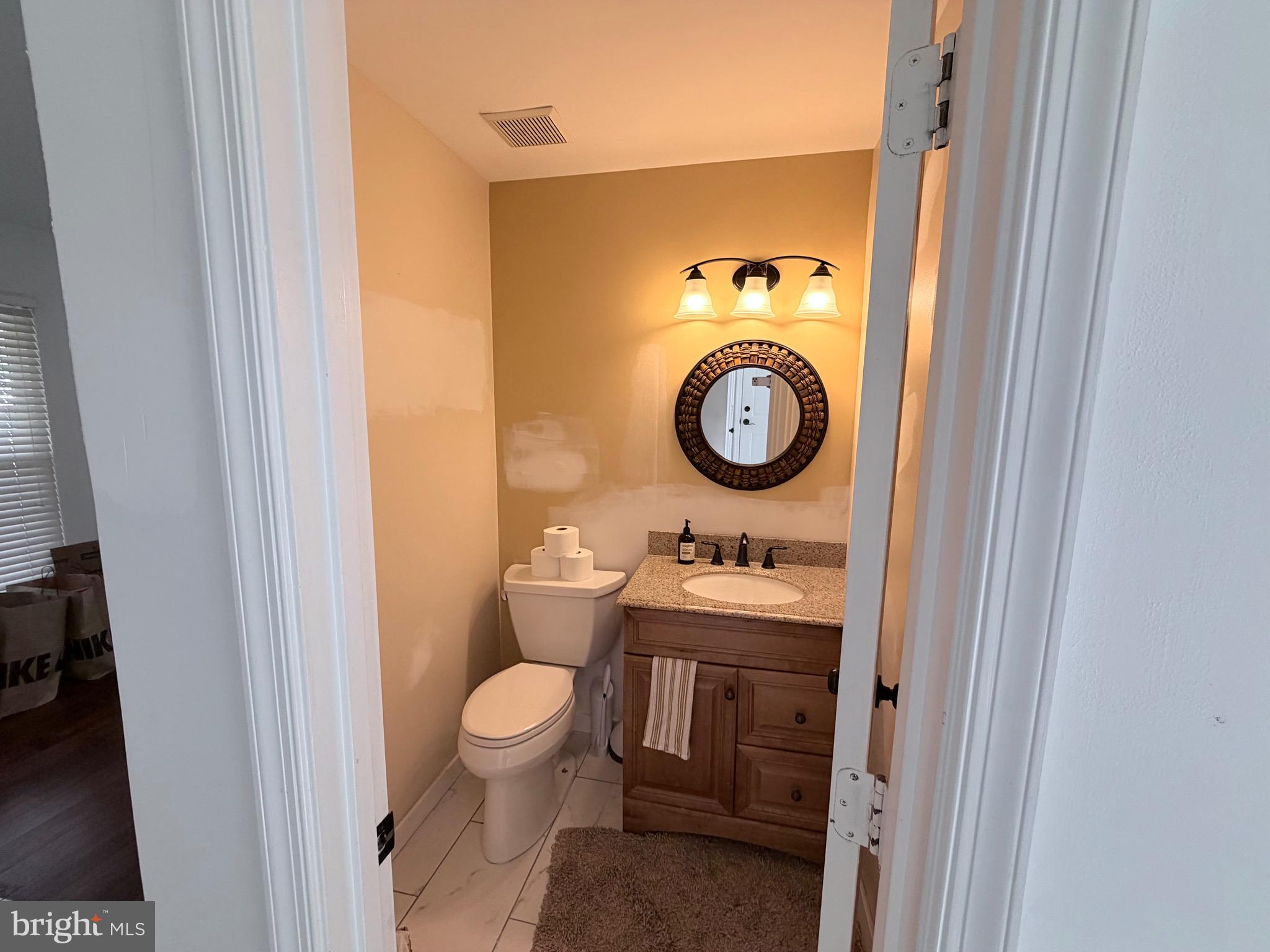 HAMPSHIRE - Residential Lease