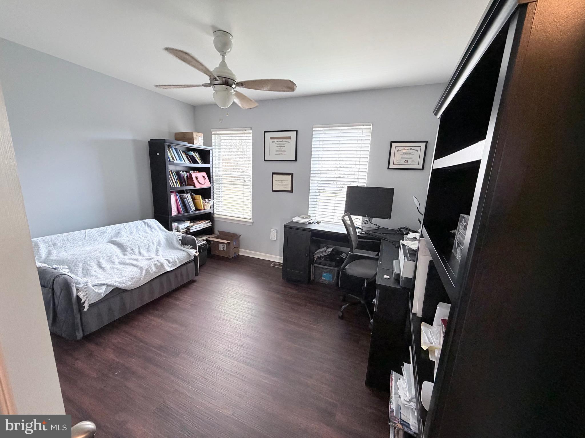 HAMPSHIRE - Residential Lease