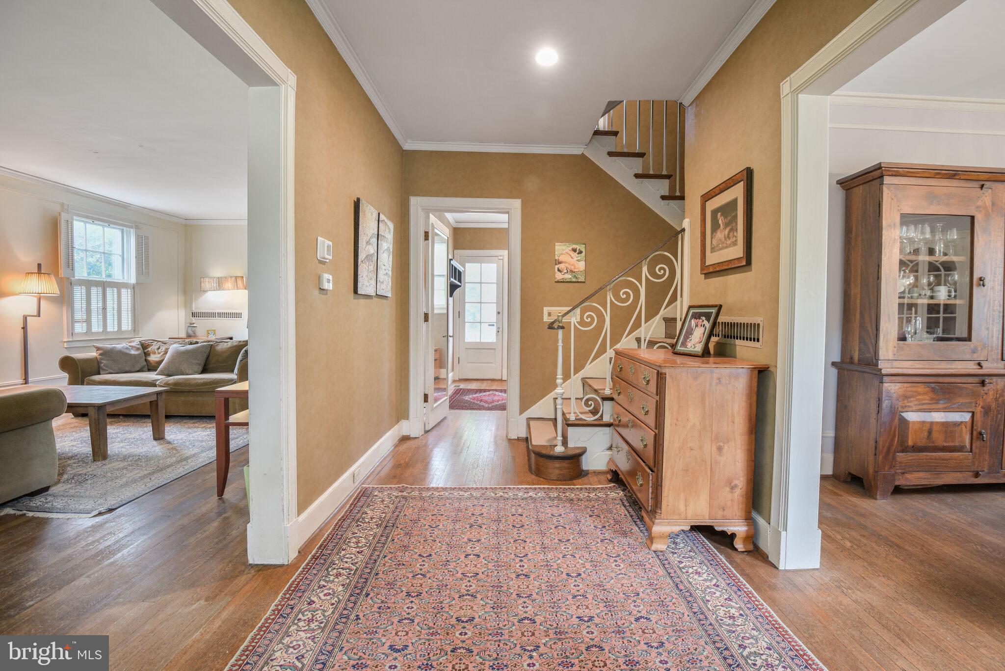 4305 BRADLEY LANE
