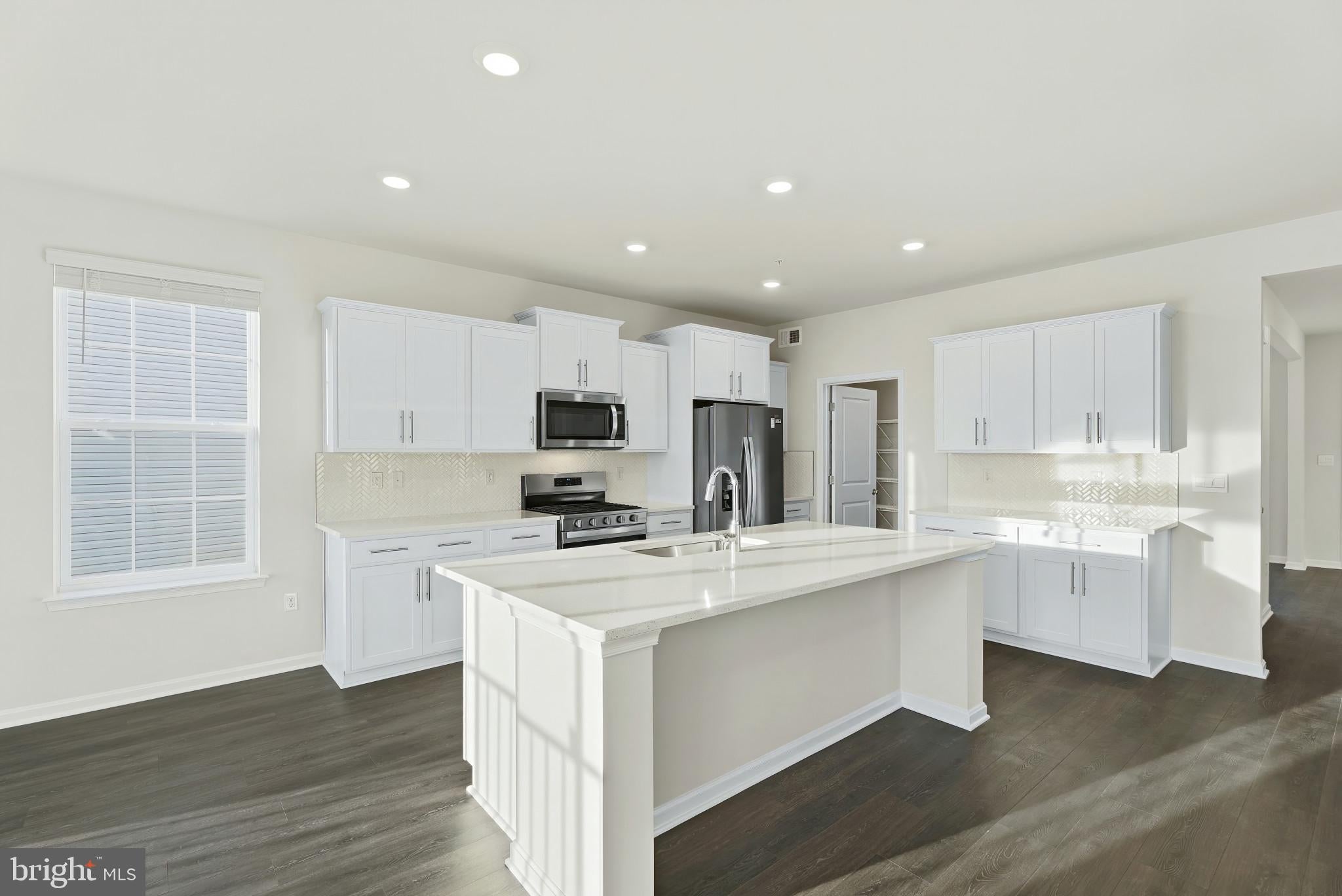 8128 CYPRESS POINT DRIVE