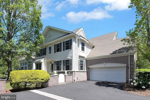 74 SCHINDLER COURT LAWRENCE TOWNSHIP NJ 08648