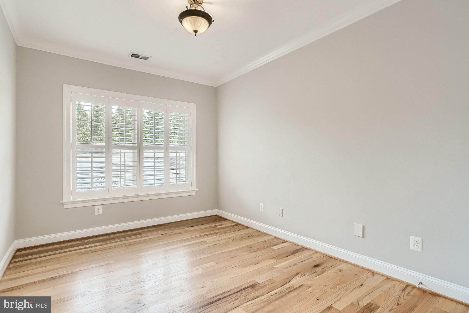 TIMBERLINE PARK - Residential Lease