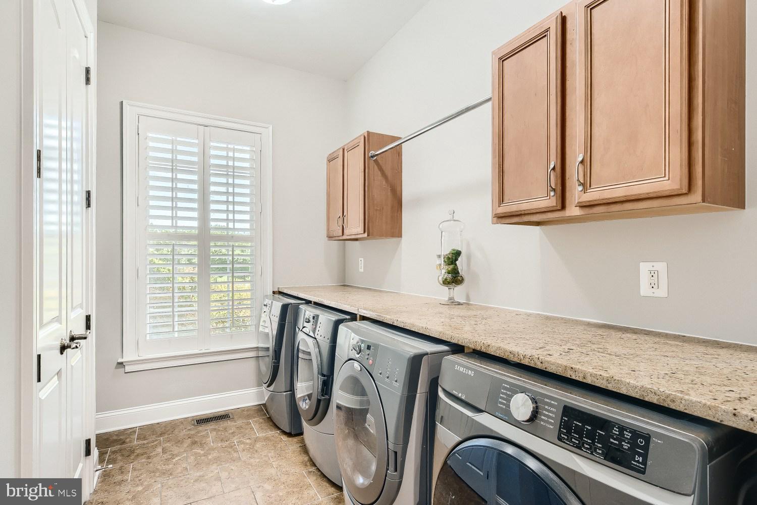 TIMBERLINE PARK - Residential Lease