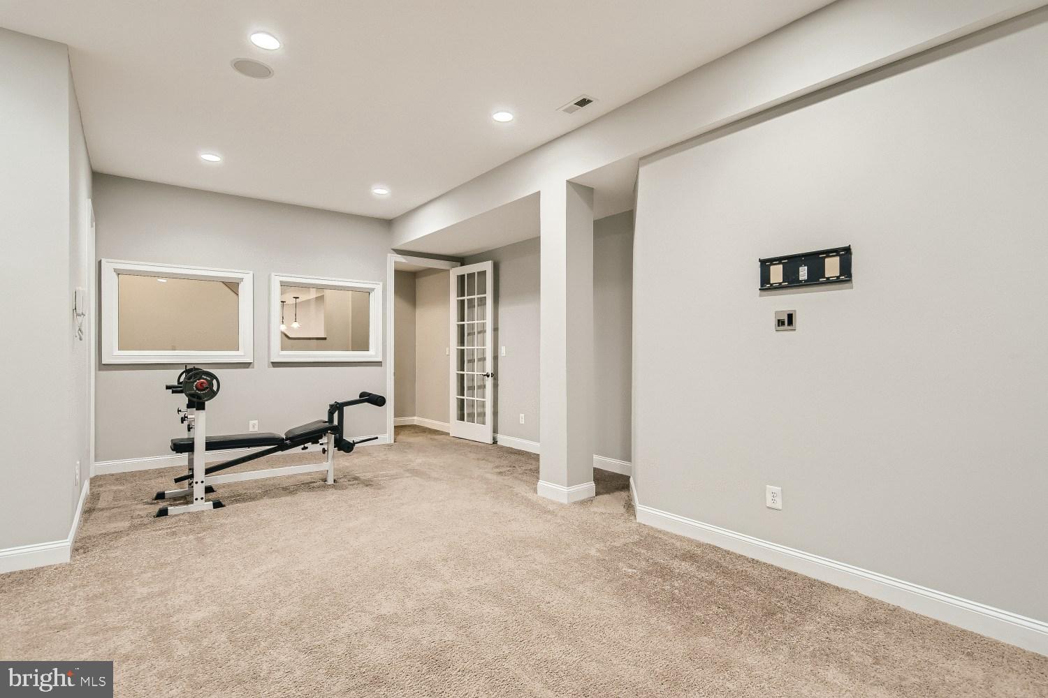 TIMBERLINE PARK - Residential Lease