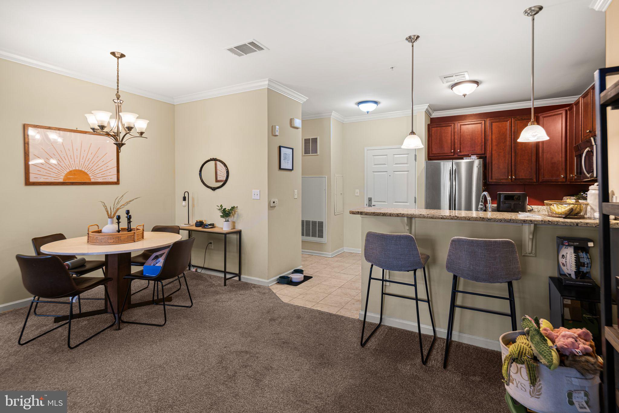 350 W ELM STREET 3102