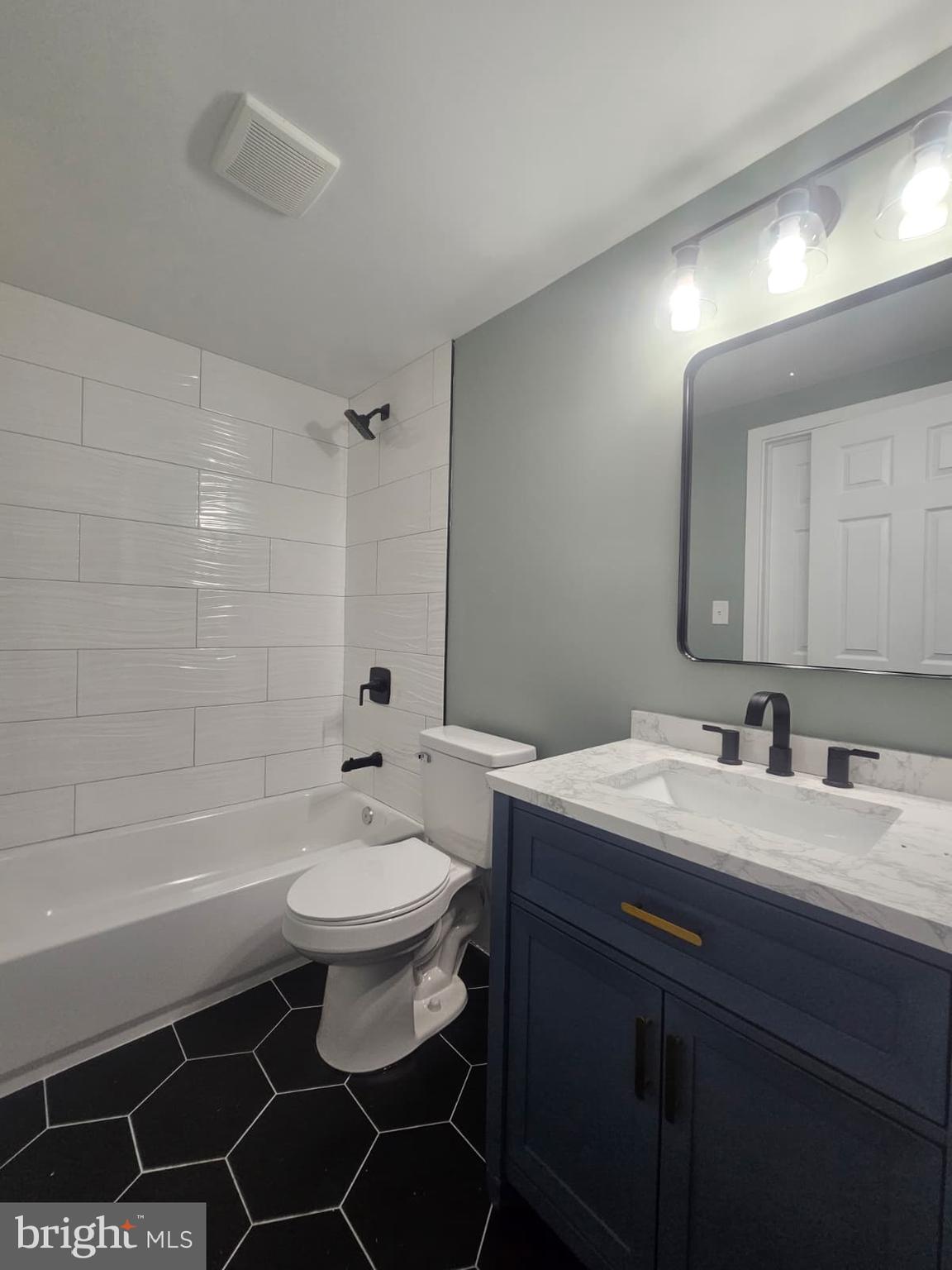 FERN ROCK - Residential