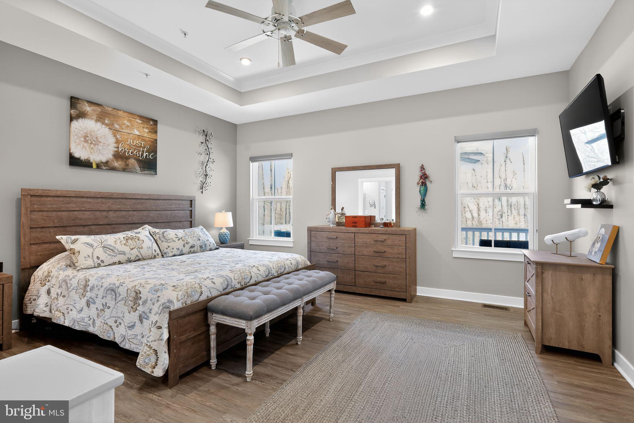 TWO RIVERS - Residential