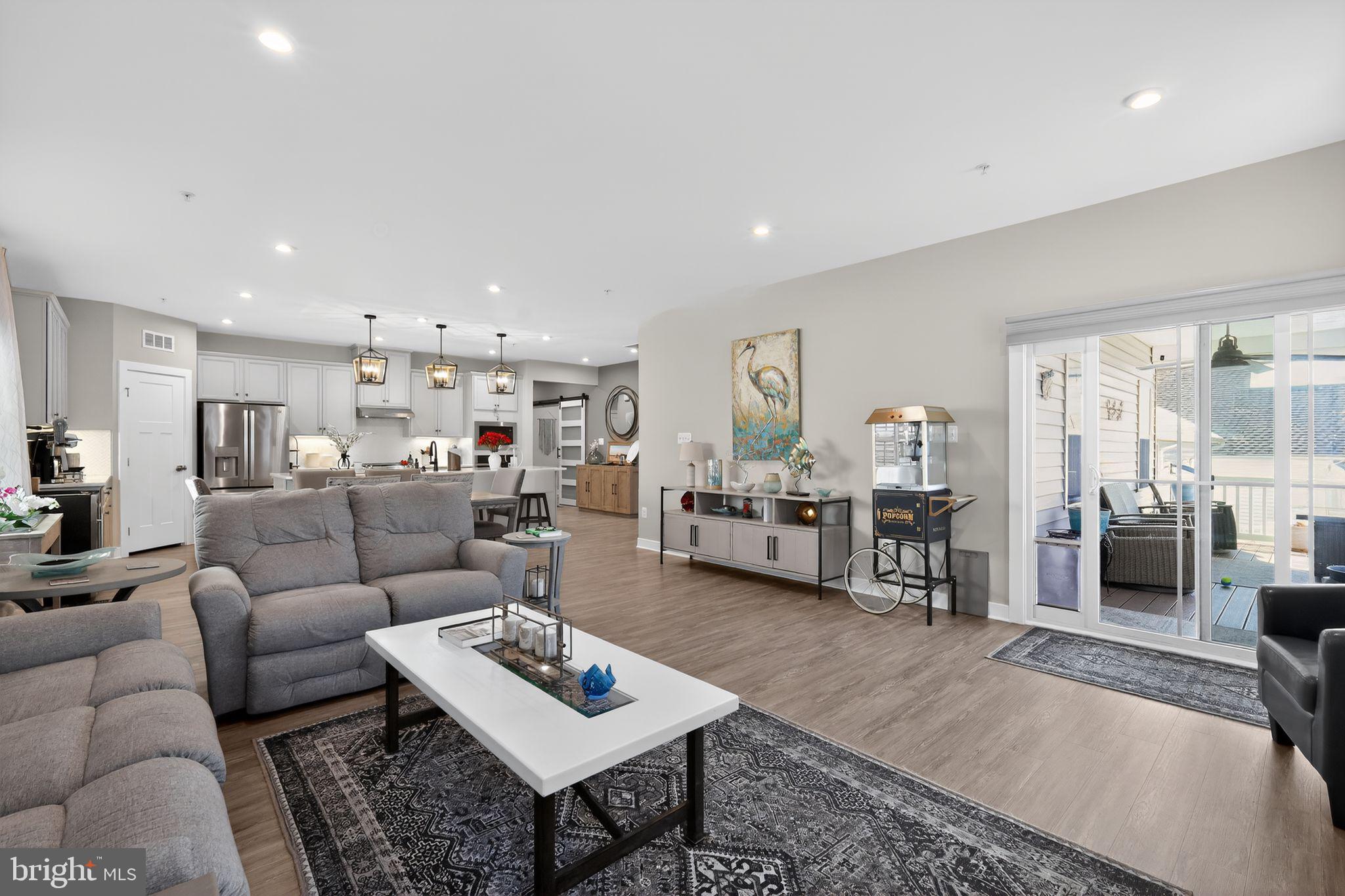 TWO RIVERS - Residential