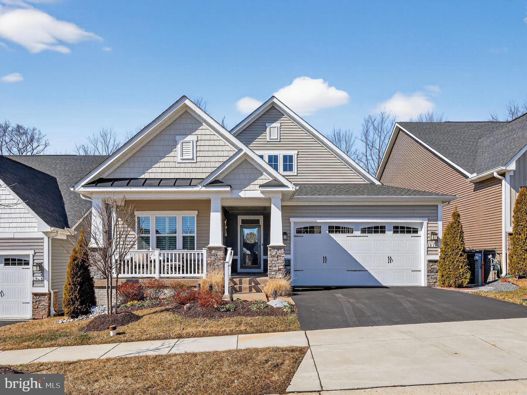 TWO RIVERS - Residential