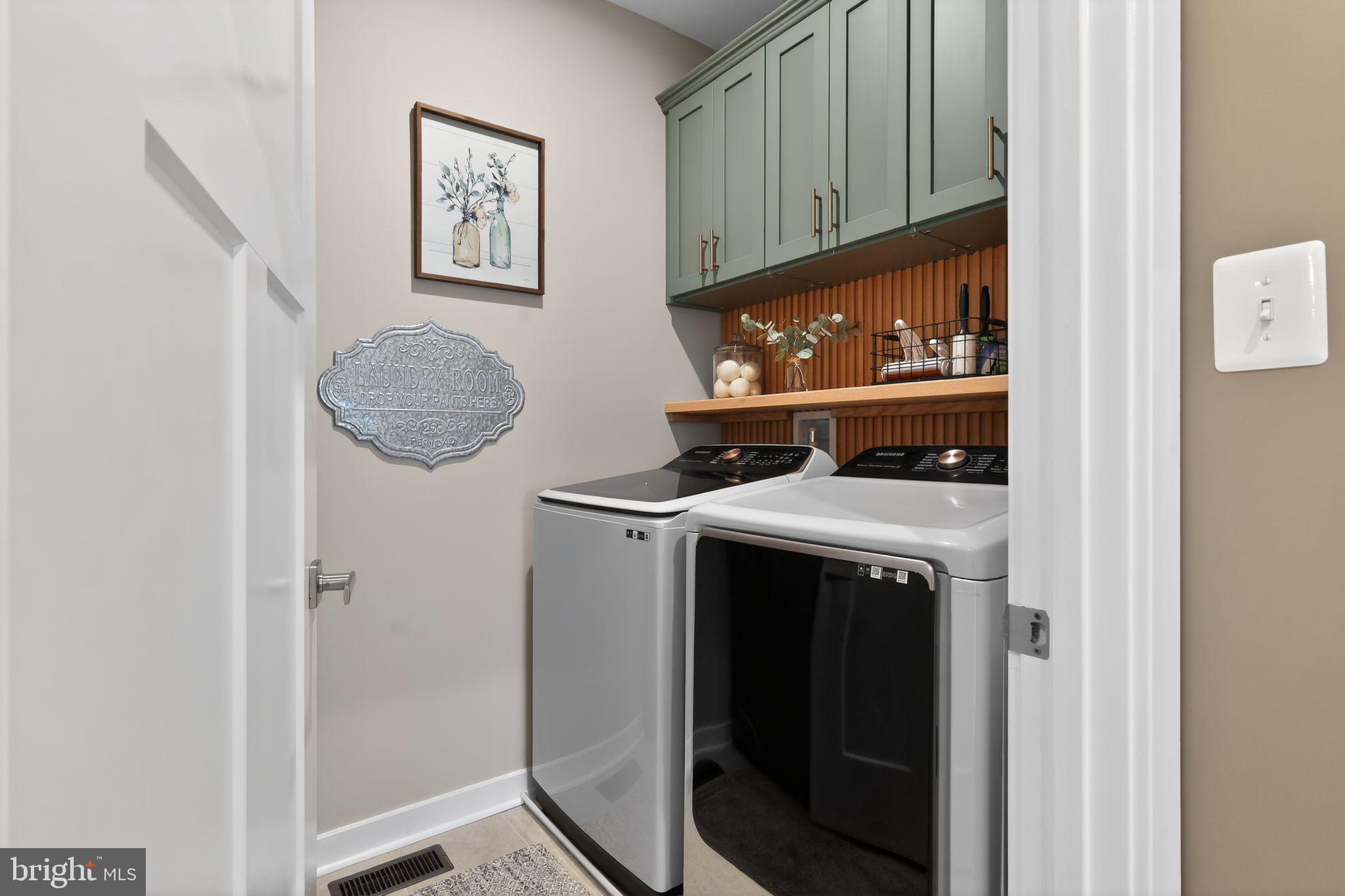 TWO RIVERS - Residential