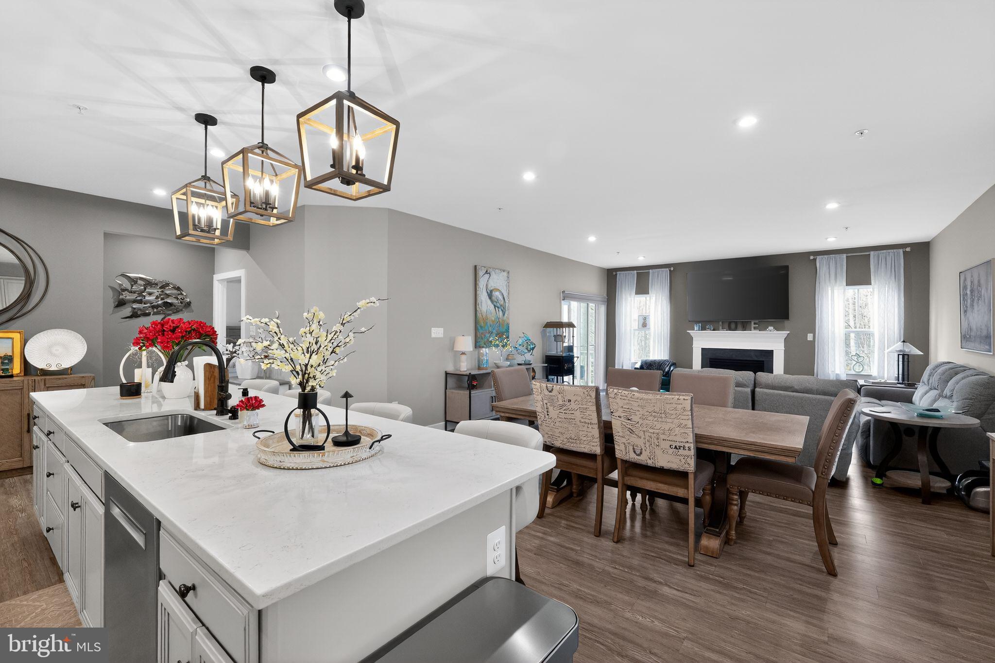 TWO RIVERS - Residential