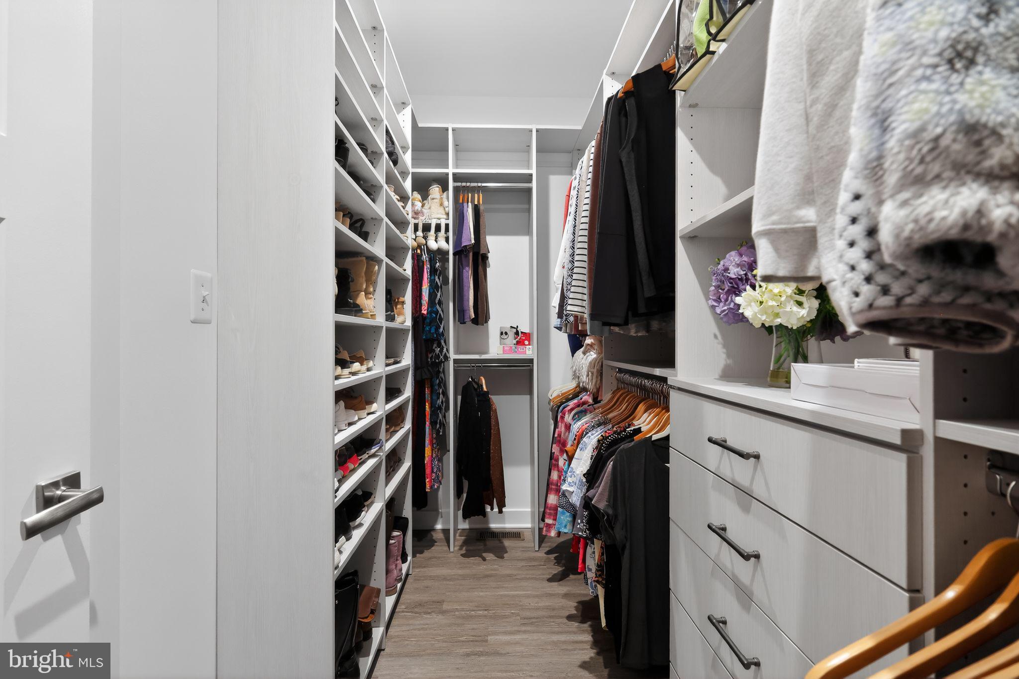 TWO RIVERS - Residential