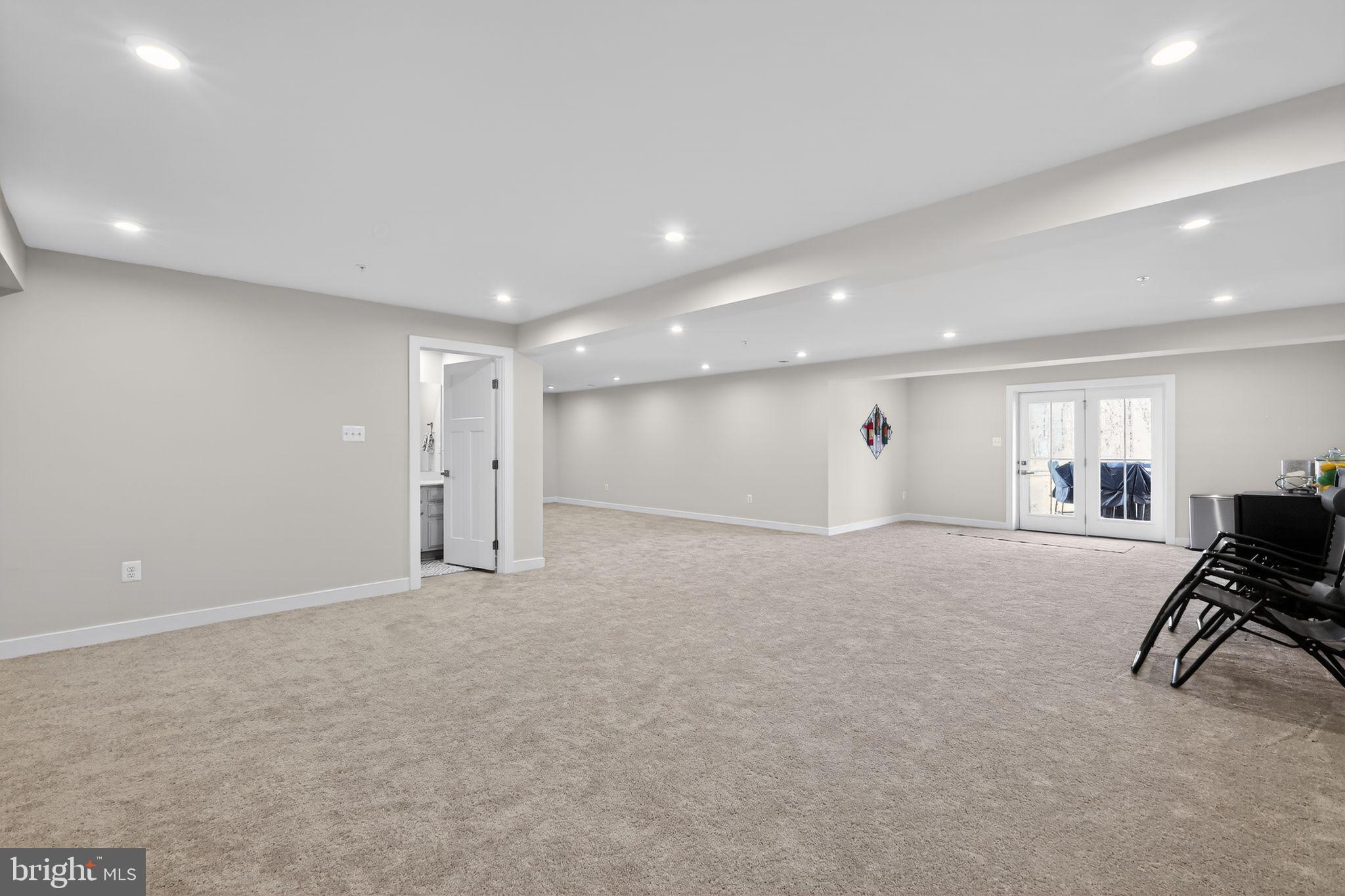 TWO RIVERS - Residential