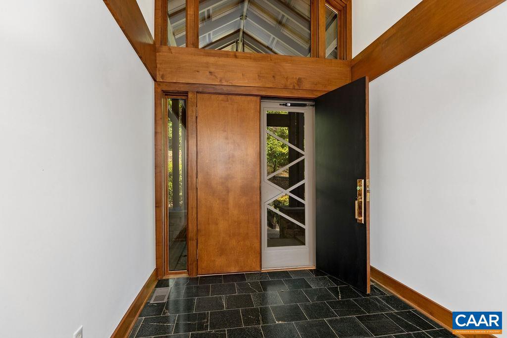 1137 CRAWFORDS CLIMB