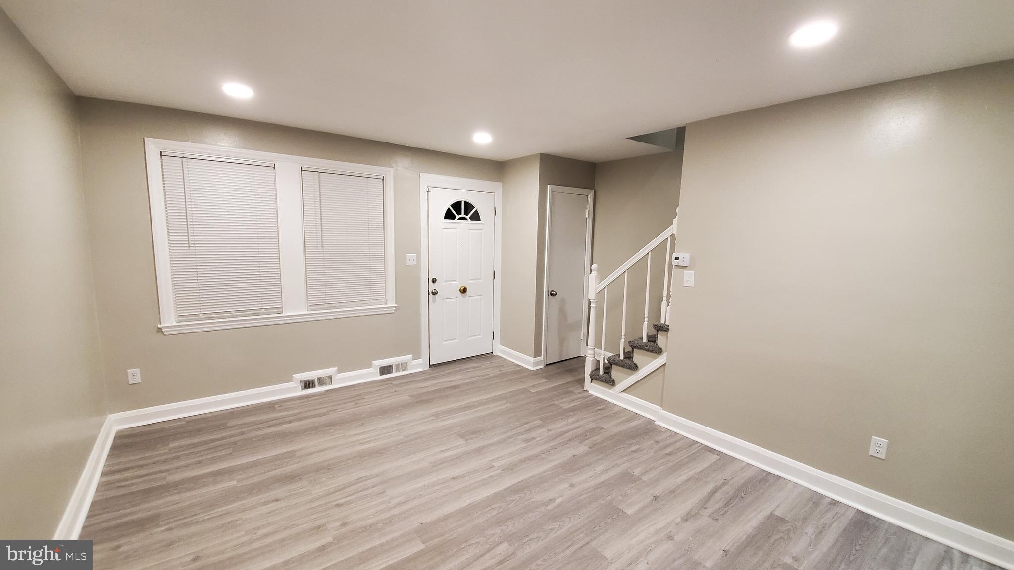 RICHNOR SPRINGS - Residential