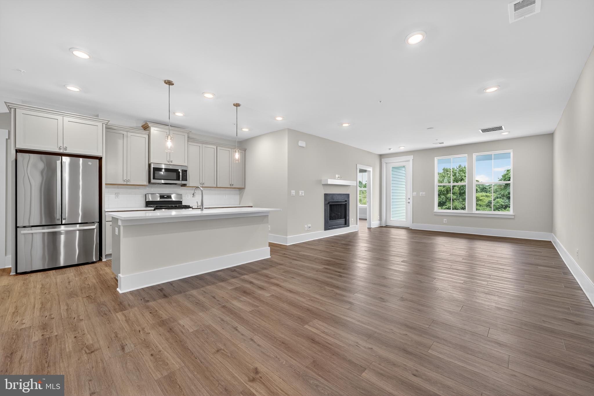 3702 ELIZABETH RIVER DRIVE
