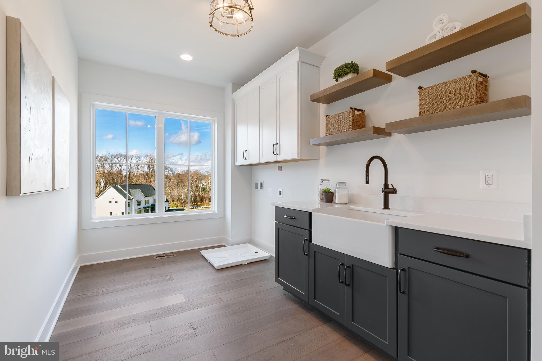 OCCOQUAN OVERLOOK - Residential