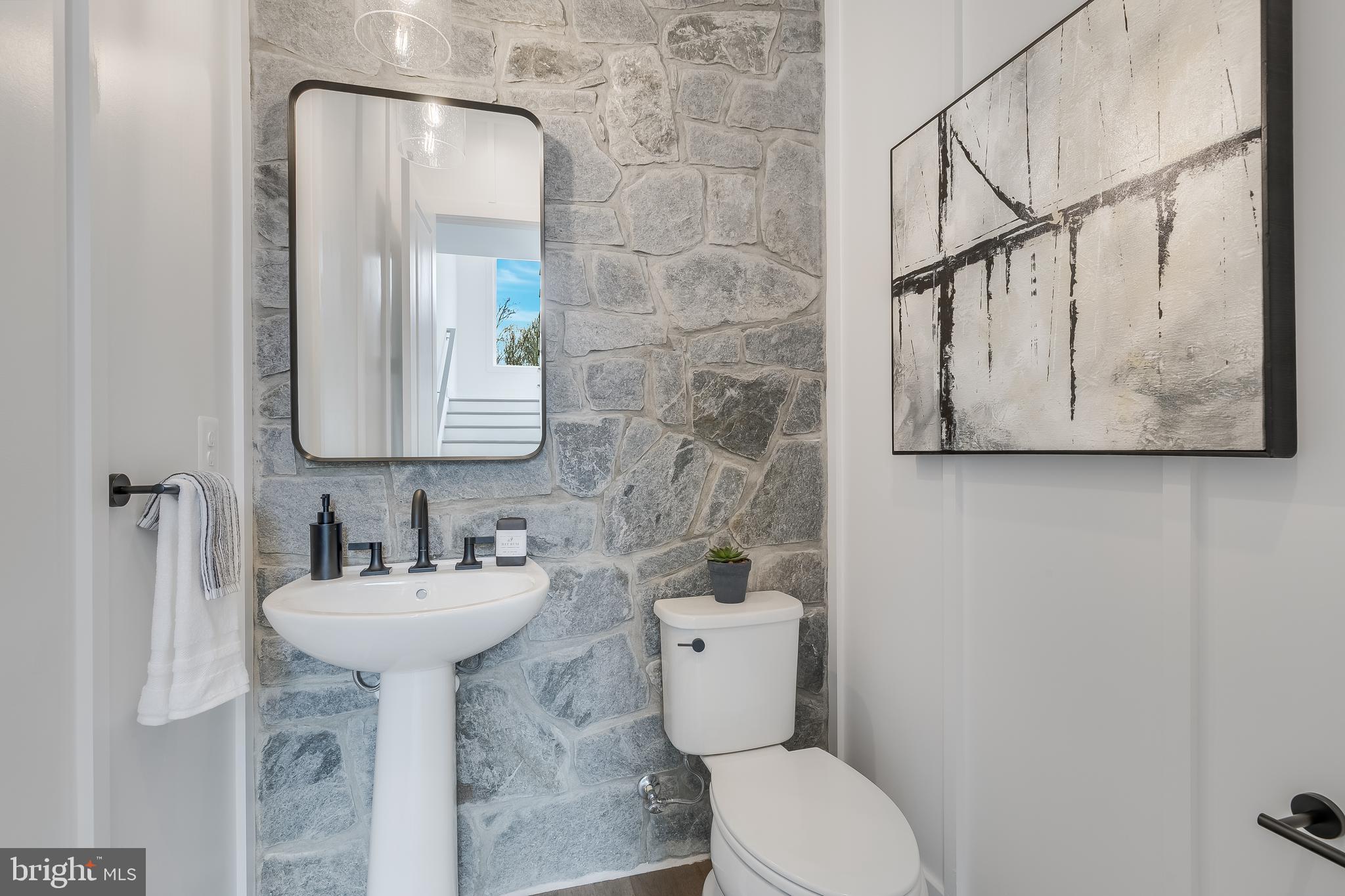 OCCOQUAN OVERLOOK - Residential